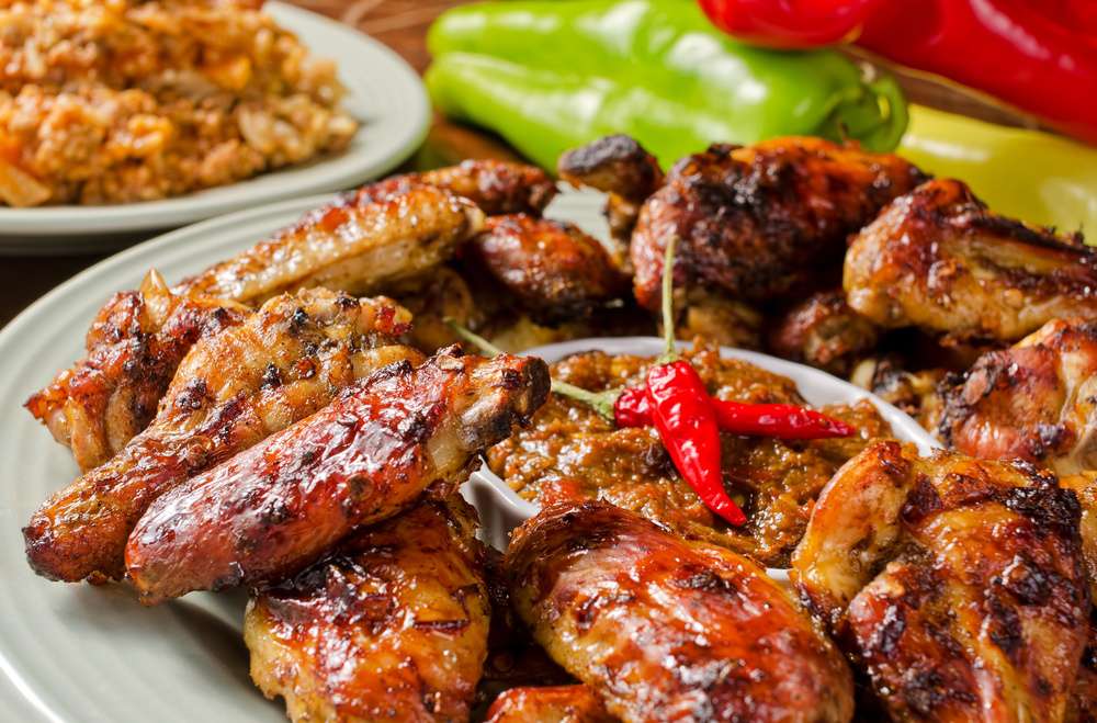 CHICKEN WINGS